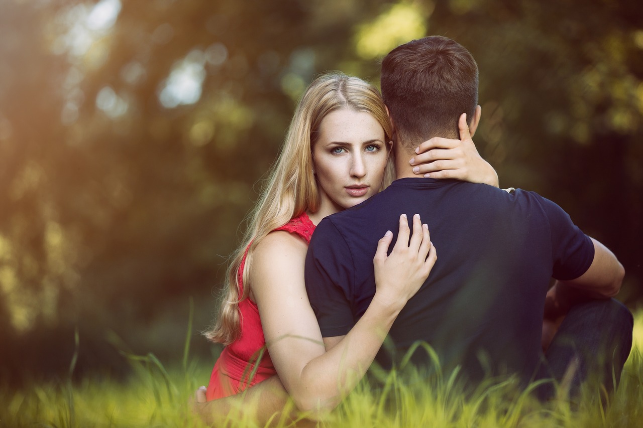 6453aa424006f9d80d070c70_romantic-g366cd0517_1280